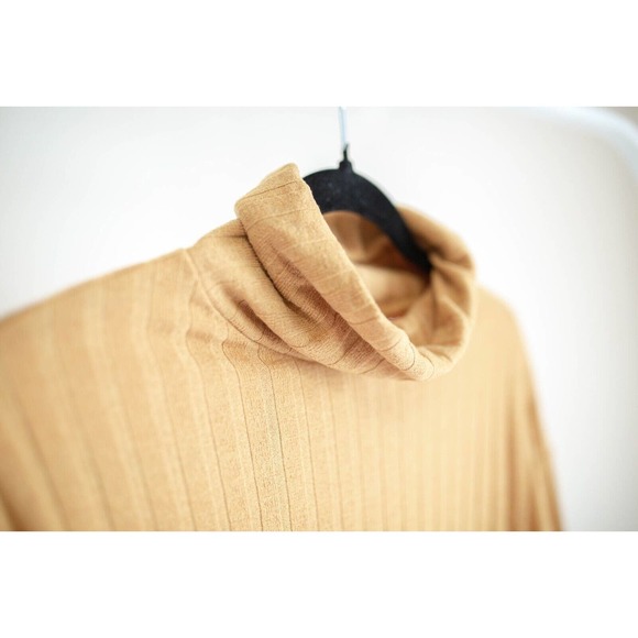 OLIVIA RAE Ribbed Knit Turtleneck Mustard Top Fall Sz Large - Picture 2 of 8